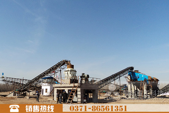 一套时产200吨河卵石破碎机设备价格